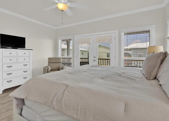 Apartment Spinnaker Pointe 3b