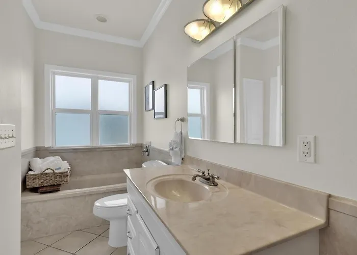 Spinnaker Pointe 3b *