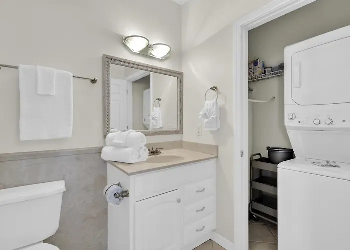 Spinnaker Pointe 3b Apartment *